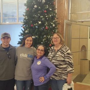 Meet your Posher, Flora